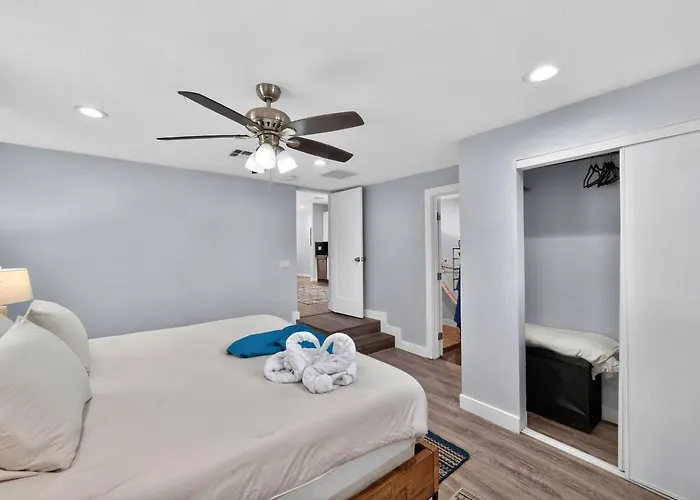 The Haven Luxury 2br Near Banner & Chase * Phoenix